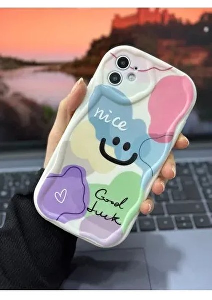 Iphone 11 Uyumlu Darbe Önleyici Smile Baskılı Silikon Kılıf modelleri