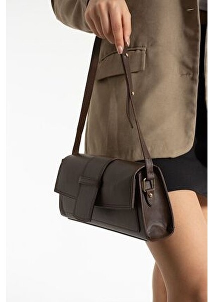 Şık Tasarımlı Klasik Stil Baget Çapraz Çanta fiyatları