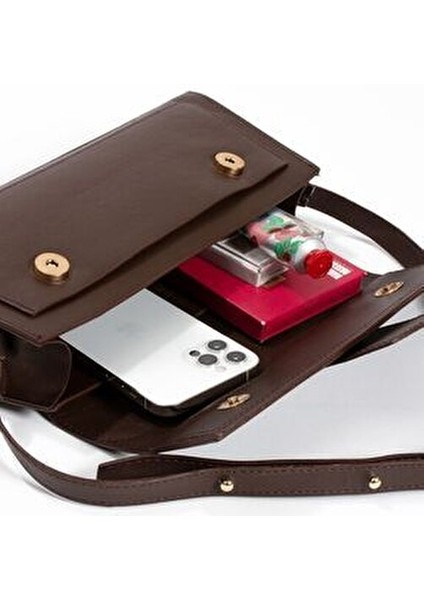 Şık Tasarımlı Klasik Stil Baget Çapraz Çanta