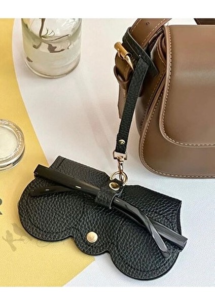 Gözlük Çantası Taşınabilir Zincir Saplı Gözlük Kılıfı Yumuşak Deri Siyah Renk Çift Korumalı modelleri