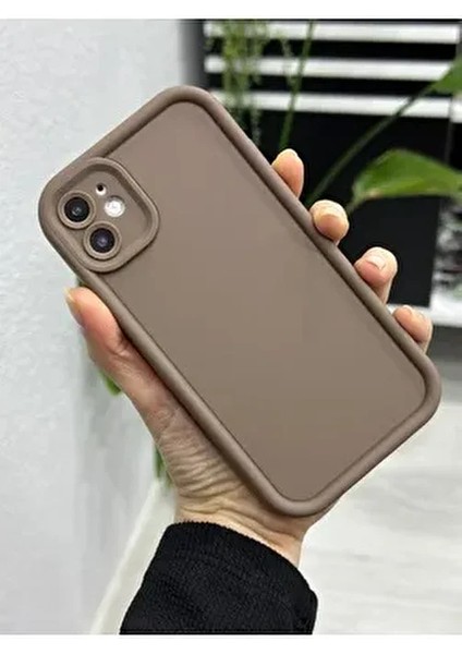 Iphone 11 Uyumlu ( 12 Görünümlü Köşeli ) Darbe Önleyici Mat Lansman Silikon Kılıf