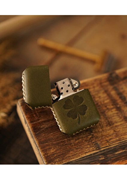 Deri Kılıflı Zippo Çakmak modelleri