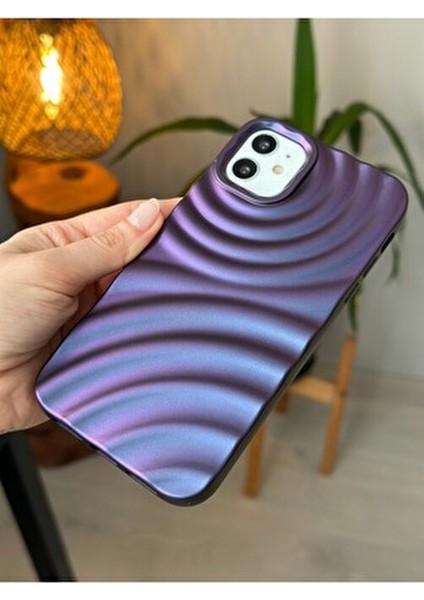 Iphone 11 Uyumlu 3D Aurora Kabartma Mor Renk Geçişli Mat Silikon Kılıf