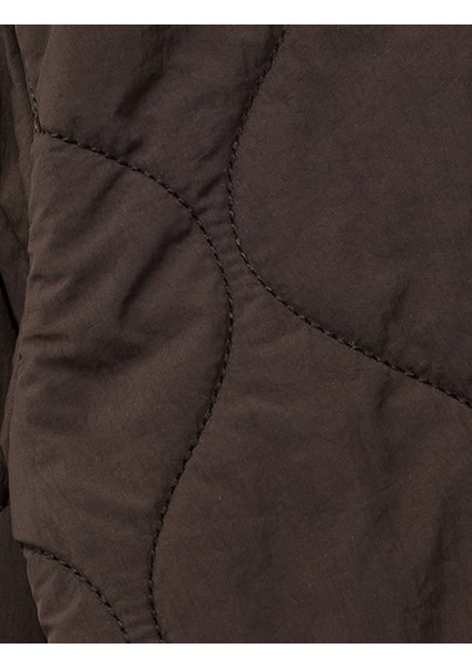 Uzun Kollu Cepli Bisiklet Yaka Fermuarlı Oversize Kapitone Ceket