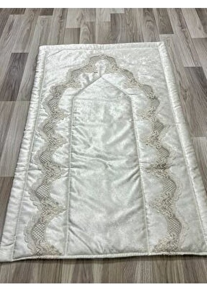 Fransız Güpür Işlemeli Kadife Çeyizlik Gelin Seti Seccadesi fiyatları