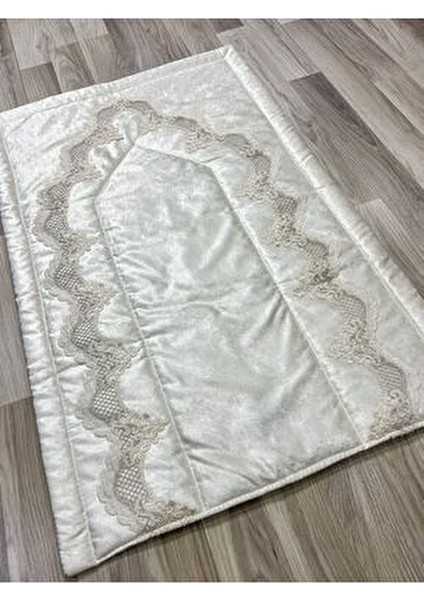 Fransız Güpür Işlemeli Kadife Çeyizlik Gelin Seti Seccadesi modelleri