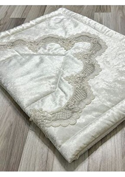 Fransız Güpür Işlemeli Kadife Çeyizlik Gelin Seti Seccadesi