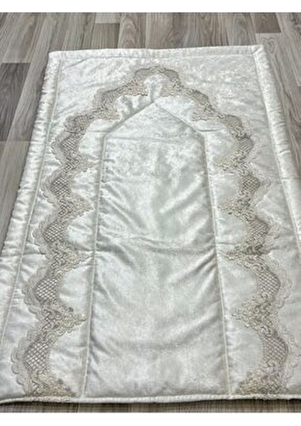 Fransız Güpür Işlemeli Kadife Çeyizlik Gelin Seti Seccadesi