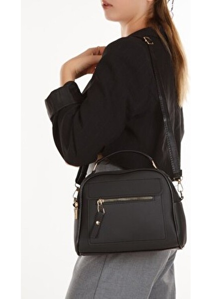 Kadın Lacost Deri Çapraz Askılı Çanta Şık ve Ergonomik 0-15 lt Kapasite