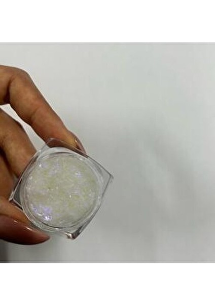Hologramlı Glitter Krem Festival No:1 Pearl 6 g – Yüksek Parlaklık ve Dayanıklılık – Holografik İnci Işıltılı Yüz & Vücut Kremi – Tüm Cilt Tiplerine Uygun modelleri