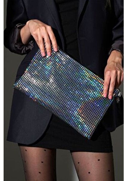 Gümüş Hologram Pul Payet Detaylı İki Şekilli Clutch Abiye Çanta Tekstil Malzeme ile Şık Tasarım