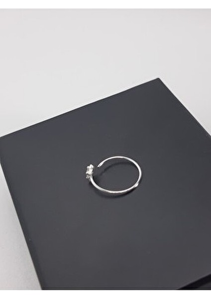 925 Ayar Gümüş Zirkon Taşlı ''yıldızlı'' Halka Hızma indirimleri