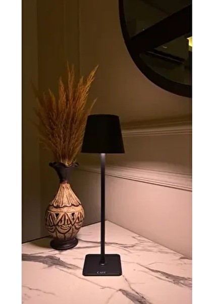 Istanbul Masa Lambası Siyah Renk Tek Anahtarla 3 Renk CT-8437 modelleri