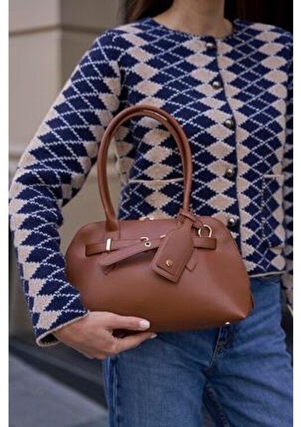 Kadın Retro Çanta Taba Renk Suni Deri Minimalist Tasarım ile Şıklık Sunuyor fırsatları