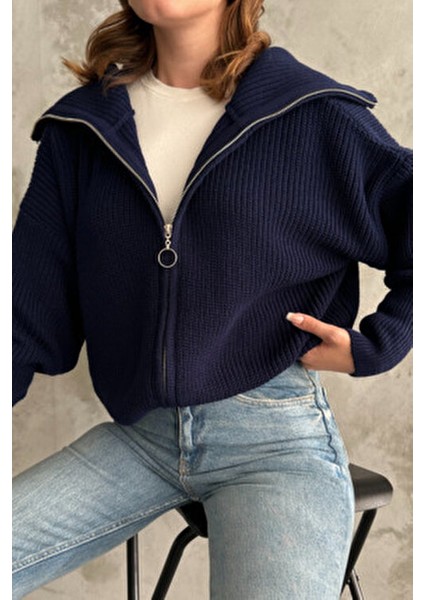 Lacivert Devrik Yaka Fermuarlı Triko Hırka