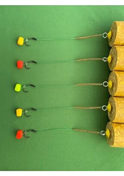 Küspe Aparatlı Yüzen Karışık Mısır Sazan Takımı 5’li Set (Küspe Dahil) modelleri