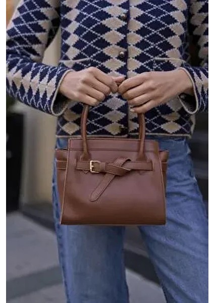 Taba Kadın Mini Kemer Detaylı Suni Deri El ve Omuz Çantası Şık ve Ergonomik Tasarım