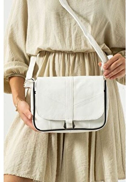 Orta Boy Kadın Deri Omuz ve Postacı Çanta / Günlük Deri Çanta modelleri