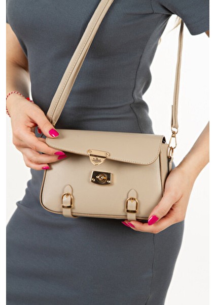 Kadın Çapraz Askılı El ve Omuz Çantası Suni Deri Düz Desen Basic Koleksiyon