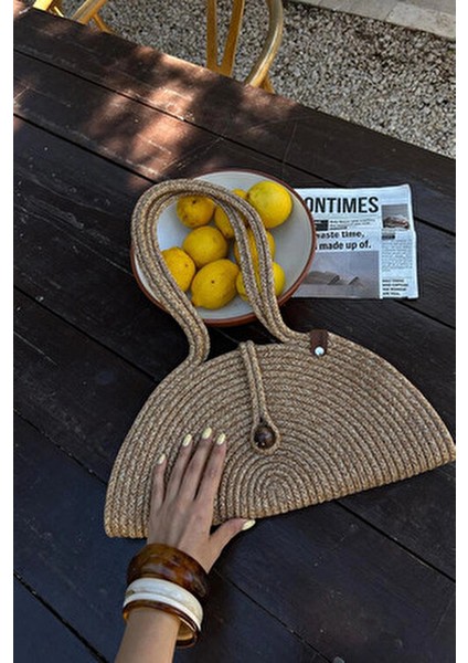 Mia Kadın Omuz Çantası Hasır Materyal Düz Desenli Ergonomik Tasarım Basic Koleksiyon