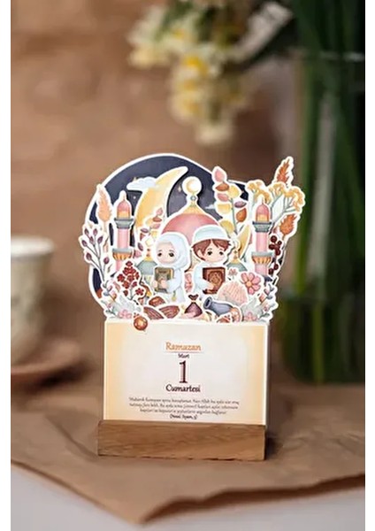 Ramazan Takvimi Ahşap Ayaklı Tasarım 30 Yapraklı Hadis-I Şerifli 300 gr Masa Takvimi