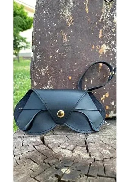 Asılabilir Gözlük Kılıfı Kalp Model ( Siyah )