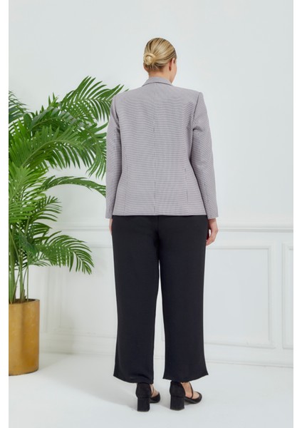 Kadın Pötikareli Düğmeli Klasik Ceket fiyatları