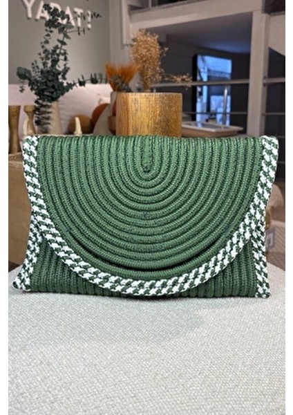 Basic Koleksiyon Hasır Clutch Çanta Şık Görünüm ve Dayanıklı Metal Aksesuar 30x20 cm fırsatları