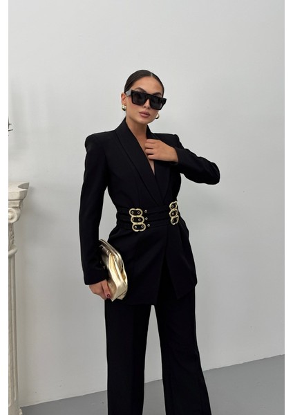 Kadın Blazer Ceket Şık Kruvaze Yaka Vatkalı Gold Kemer Detaylı Ceket