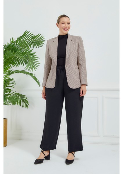 Kadın Pötikareli Düğmeli Klasik Ceket fiyatları