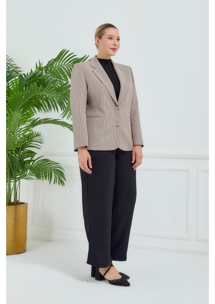 Kadın Pötikareli Düğmeli Klasik Ceket