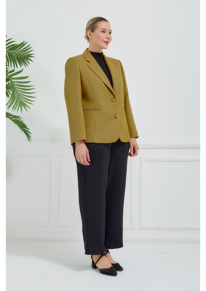 Kadın Pötikareli Düğmeli Klasik Ceket