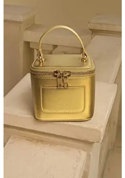 Altın Kadın Mini Kutu Çapraz Askılı Çanta – Parlak Pu Deri El ve Omuz Çantası