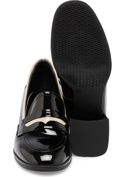 Siyah Hakiki Rugan Deri Kadın Topuklu Ayakkabı - K24S1AY67517-A07 fırsatları