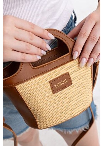 Kadın Küçük Boy Taba Hasır Detaylı Omuz & Kol Çantası Uzun Askılı Şık ve Ergonomik