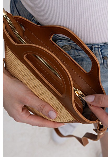 Kadın Küçük Boy Taba Hasır Detaylı Omuz & Kol Çantası Uzun Askılı Şık ve Ergonomik