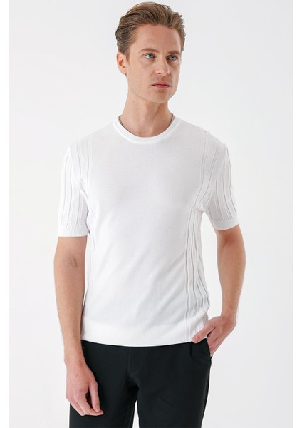 Slim Fit Bisiklet Yaka Kısa Kol Beyaz Triko Tr 869