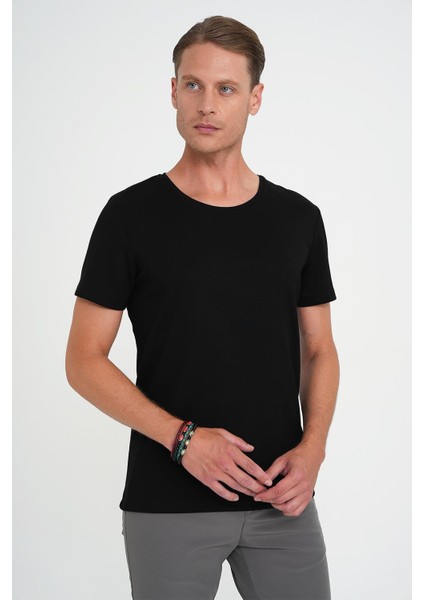 Comfort Fit Bisiklet Yaka Esnek Pamuk Düz Siyah Tişört Ts 915 fırsatları