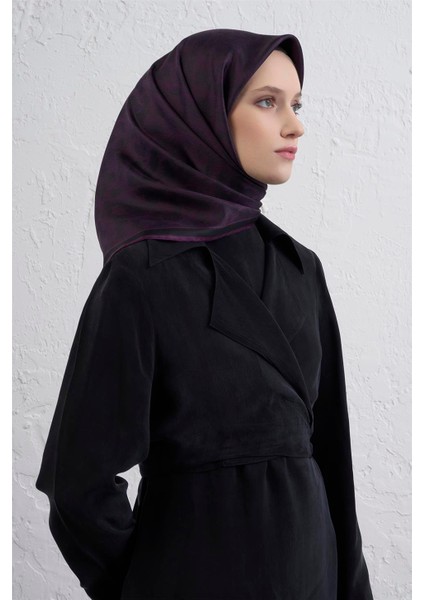 Klasik Desenli Saf Ipek Twill Eşarp 9408D 04