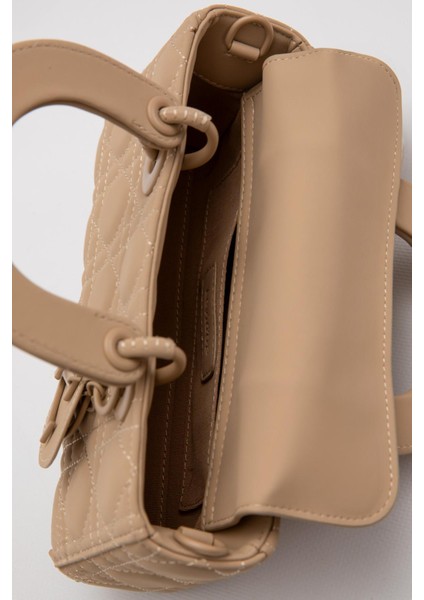 Kahve Zincir Aksesuarlı Kapitone El Çantası modelleri