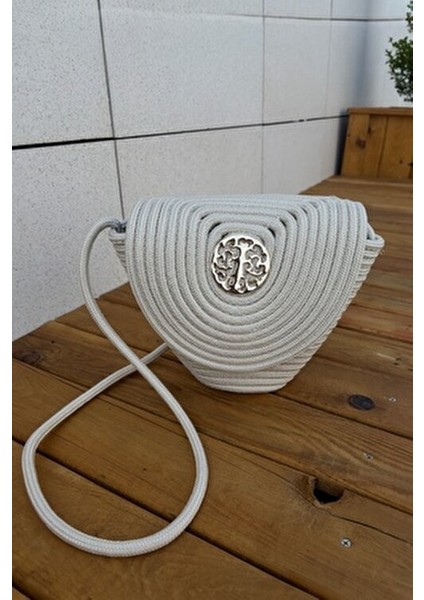 Lunera Kadın Hasır Çanta Ergonomik Tasarım ve Suya Dayanıklı Materyal ile 10x20x27 cm fiyatları