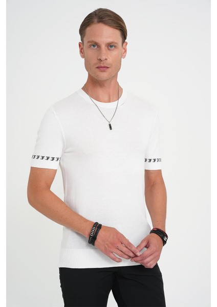 Comfort Fit Bisiklet Yaka Kısa Kollu Ekru Triko Tr 882 fırsatları