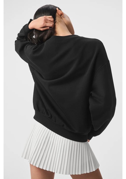 Bisiklet Yaka Uzun Kollu Basic Triko Kumaş Sweatshirt fırsatları