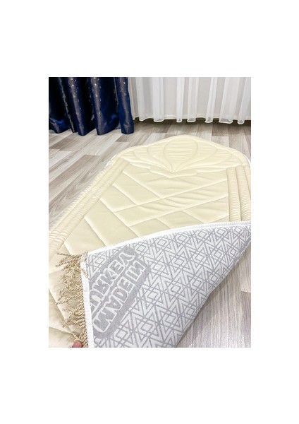 Lüks Ortopedik Diz Ağrıtmayan Süngerli Hediyelik Çeyizlik Burgu Saçaklı Çantalı Seccade fırsatları