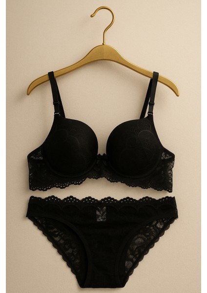 Dolgusuz Toparlayıcı Sütyen Külot Dantelli Iç Çamaşırı Takımı indirimleri