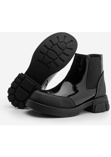 Kadın Lastikli Fermuarlı Kalın Topuklu Postal Bot Pevara Siyah Rugan