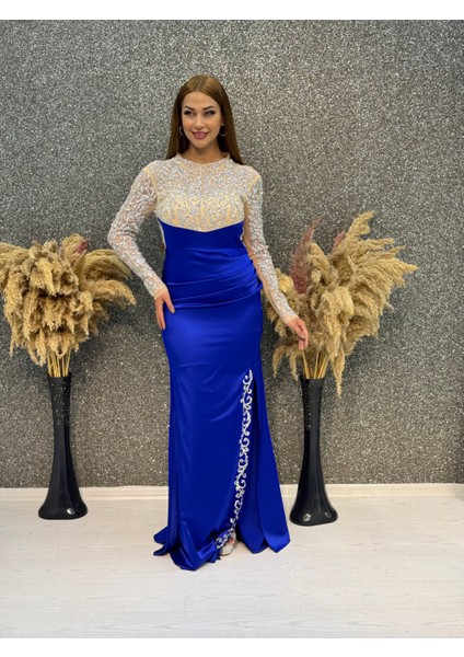 Uzun Kollu Taş Baskılı Yırtmaçlı Saten Abiye