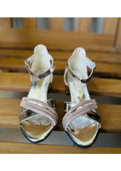 Gala Önü Çapraz Çocuk Topuklu Ayk