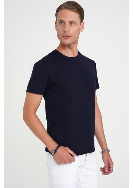 Comfort Fit Bisiklet Yaka Nakışlı Kısa Kol Lacivert Pamuk Tişört Ts 910 modelleri