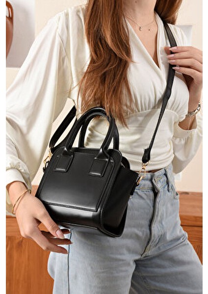 Kutu Üç Gözlü El ve Omuz Çantası fiyatları